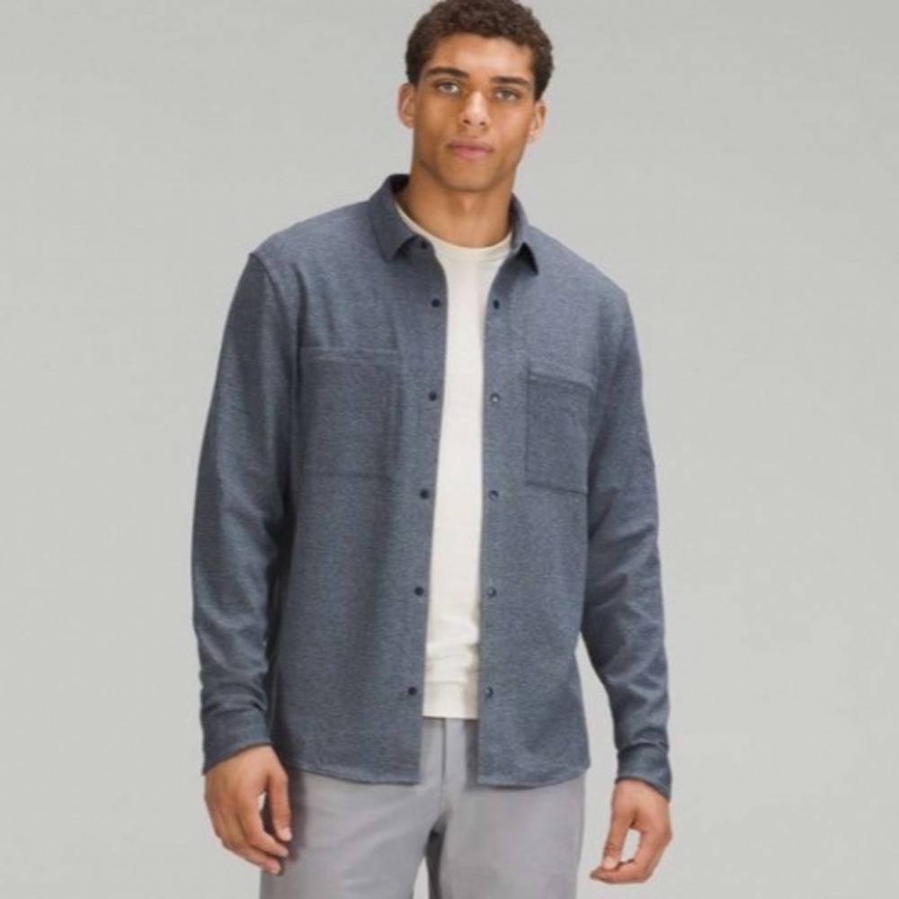 Lululemon Soft Knit Overshirt Mens Medium Heathered True Navy Snap Front Sporty
